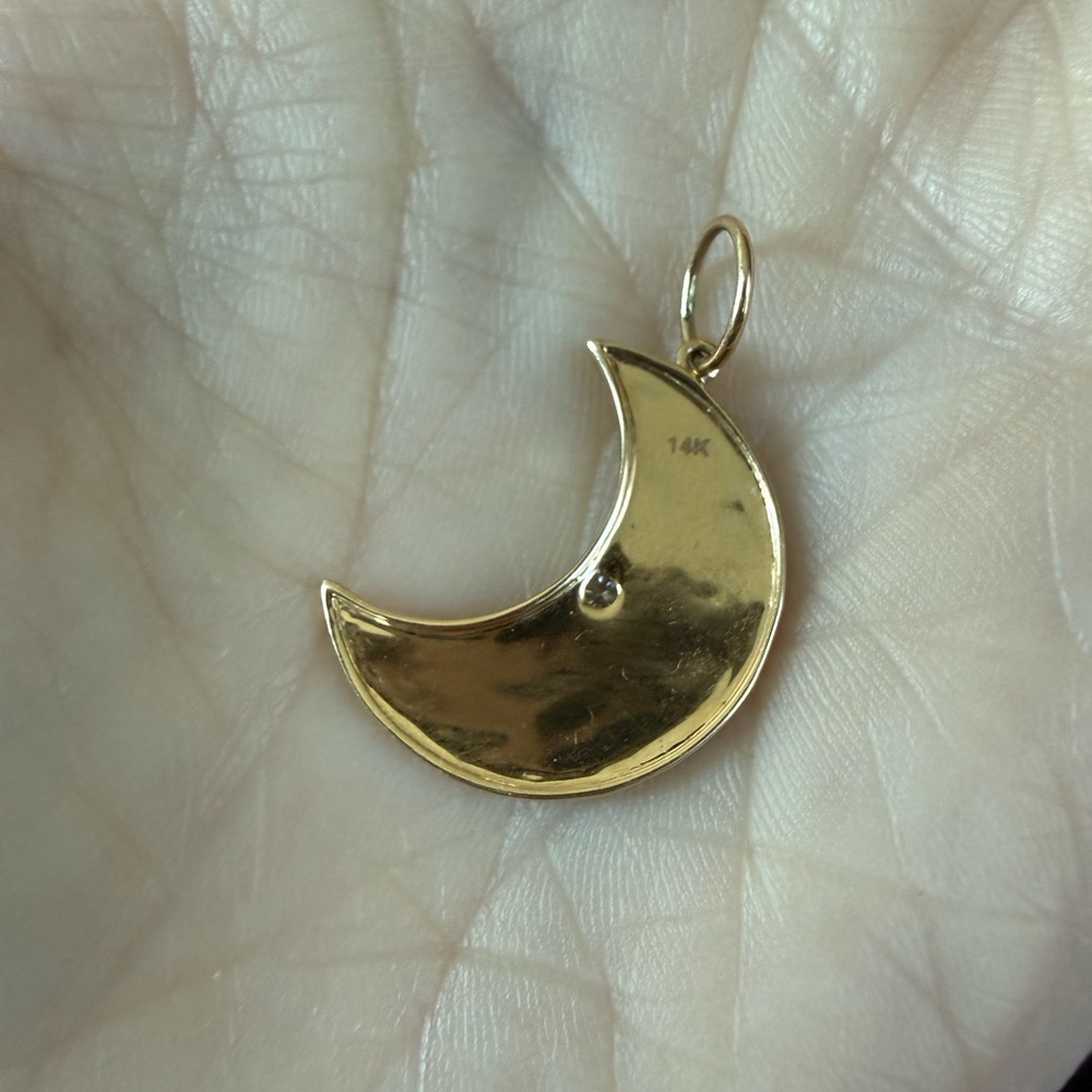 14k Gold Fluted Crescent Moon Pendant with Diamond - Picture 3 of 5